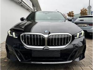 BMW 520 520d Touring M-Sportpaket AHK/IconicGlow/ACC/HUD