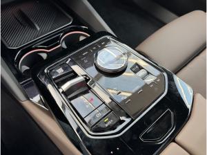 BMW 520 520d Touring M-Sportpaket-Pro AHK/Panorama/ACC