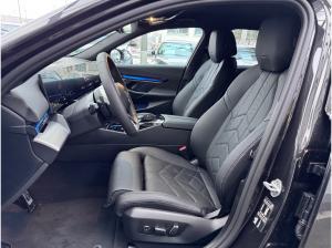 BMW 520 520d Touring M-Sportpaket AHK/DA-PROF/HeadUp/HK
