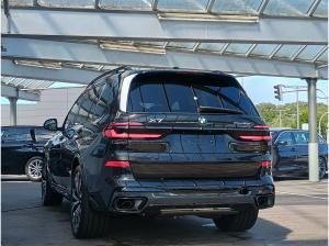 BMW X7 xDrive40d M-Sportpaket-Pro 23-Zoll/AHK/StHz/HK