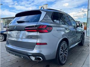 BMW X5 xDrive30d M-Sportpaket AHK/Int-AL/22-Zoll/GSD