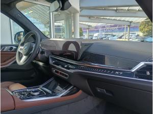 BMW X7 xDrive40d M-Sportpaket-Pro 23-Zoll/AHK/StHz/HK
