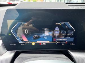 BMW iX1 eDrive20 M-Sportpaket-Pro 19-Zoll/HK/AHK/HUD