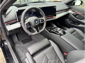 BMW 520 520d Touring M-Sportpaket AHK/IconicGlow/ACC/HUD