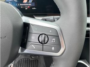 BMW iX1 eDrive20 M-Sportpaket-Pro 19-Zoll/HK/AHK/HUD