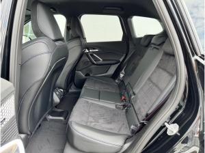 BMW iX1 eDrive20 M-Sportpaket-Pro 19-Zoll/HK/AHK/HUD