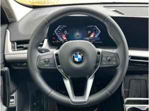 BMW X1 sDrive18i AHK/Massage/LKH/AdaptLED/KomfZug