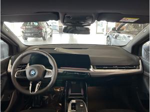 BMW 230 230e xDrive Active Tourer M-Sportpaket AHK/HUD/Qi