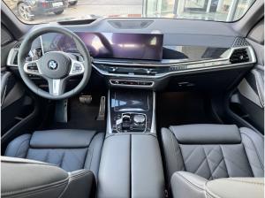 BMW X5 xDrive30d M-Sportpaket AHK/Int-AL/22-Zoll/GSD