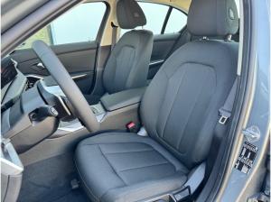 BMW 318 318i Limousine AHK/AdaptLED/KomfZug/DrivAssi/RFK