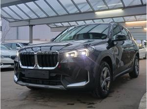 BMW X1 xDrive30e PanoramaGlasdach/AHK/ACC/AdaptLED