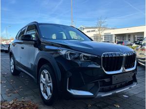BMW X1 xDrive30e AHK/PremiumPaket/DrivAssiPlus/RFK