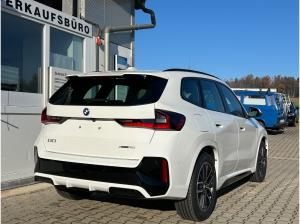 BMW iX1 xDrive30 M-Sportpaket AdaptLED/KomfZug/RFK