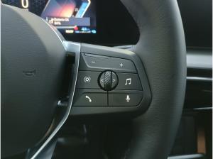 BMW X1 xDrive30e PanoramaGlasdach/AHK/ACC/AdaptLED