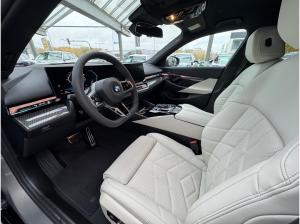 BMW 540 540d xDrive Tour. M-Sport-Pro AHK/Int-AL/ACC/360