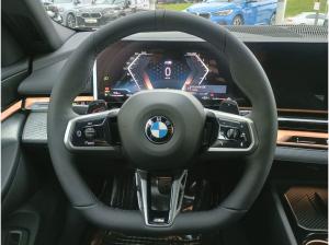 BMW 540 540d xDrive Tour. M-Sport AHK/IconicGlow/Pano/HK