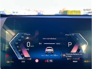 BMW iX1 xDrive30 M-Sportpaket AdaptLED/KomfZug/RFK