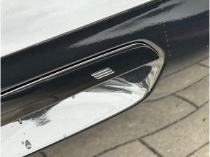 BMW iX1 xDrive30 18-Zoll/AHK/SportSitz/LKH/AdaptLED