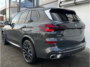 BMW X5 xDrive40d M-Sport AHK/LuftFW/AutobahnAssi/HK