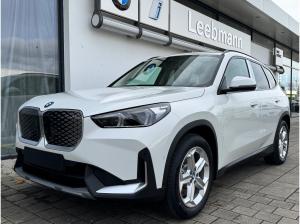 BMW iX1 xDrive30 18-Zoll/AHK/LKH/DrivingAssistant