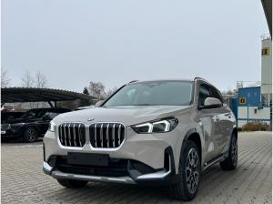 BMW X1 sDrive20i xLine 19-Zoll/AHKPremiumPaket/RFK