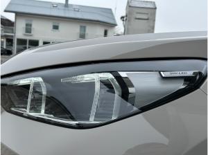 BMW X1 sDrive20i xLine 19-Zoll/AHKPremiumPaket/RFK