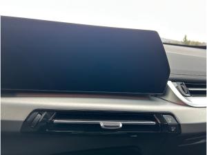 BMW X1 sDrive20i xLine 19-Zoll/AHKPremiumPaket/RFK