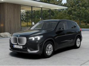 BMW iX1 eDrive20 PremiumPaket/Anhängerkupplung/RFK