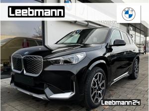 BMW iX1 eDrive20 xLine 19-Zoll/AHK/AktivSitz/LKH/RFK