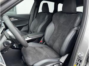 BMW iX1 eDrive20 M-Sportpaket AHK//LKH/Premium/Massag