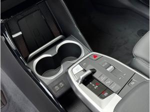 BMW iX1 eDrive20 xLine 19-Zoll/AHK/AktivSitz/LKH/RFK