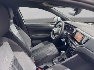 Volkswagen Taigo R-Line 8 Fach bereift sofort verfügbar!