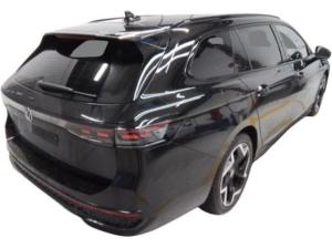 Volkswagen Passat R-Line AHK Kamera Matrix HarmanKardon