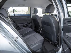 Volkswagen Golf VIII