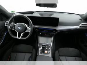 BMW 330 i xDrive Tour. M Sportpaket*Head Up*ACC*360 Kamera*
