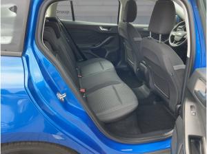 Ford Focus 1.0 EcoBoost Cool & Connect Winter-Paket