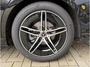 Mercedes-Benz E 220 d T AMG Digital-Light Distronic Burmester