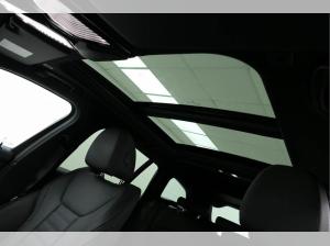 BMW M340 i xDr. Tour.  LC Prof., Keyless, Parkass +, Pano., uvm.