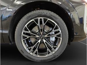 Audi Q3 e-hybrid S tronic LED LM 19" Navi PDC+RFK