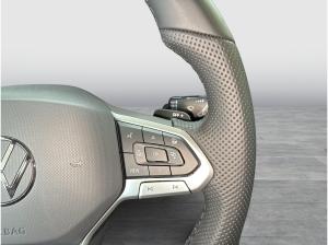 Volkswagen Golf 1.5 R-LINE DSG BLACKSTYLE PANO MATRIXLED LM18