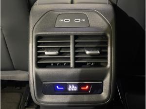 Volkswagen Passat Variant B9 1.5 eTSI DSG Business / LED