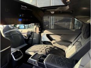 BMW i7 xDrive60 M Sport //AHK ExecutiveLoungeSeating TheaterScreen