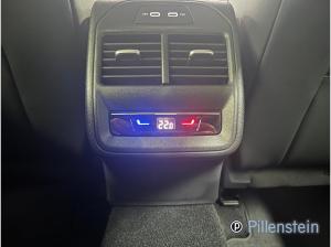 Volkswagen Passat TSI DSG Business HUD+ARAEA+MATRIX+MAX+TRA