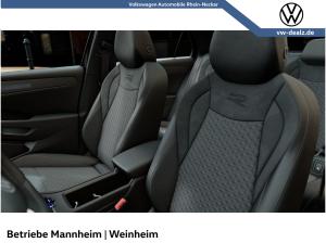 Volkswagen T-Roc R-Line 1.5 l eTSI DSG NAVI HeadUp LED 19"
