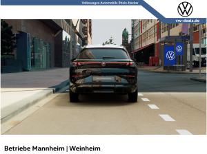 Volkswagen T-Roc R-Line 1.5 l eTSI DSG NAVI HeadUp LED 19"