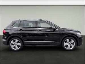 Volkswagen Tiguan 1.5 TSI DSG Life AHK*RFK*NAV*SHZ*PDC