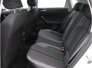 Volkswagen Polo Highline 1.0TSI / Navi, Bluetooth, SHZ, PDC