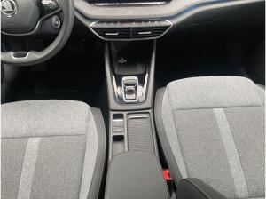 Skoda Octavia Combi 2.0TDI Selection STHG AHK MATRIX