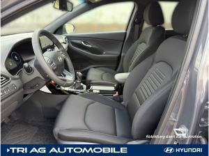 Hyundai i30 Kombi Advantage 48V Navi Einparkhilfe vo+hi Sitzheizung uvm.