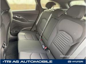 Hyundai i30 Kombi Advantage 48V Navi Einparkhilfe vo+hi Sitzheizung uvm.